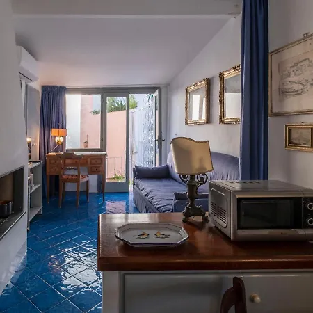Lo Scuopolo-2 By Interhome