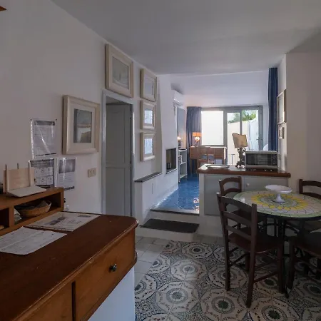 Apartment Lo Scuopolo-2 By Interhome
